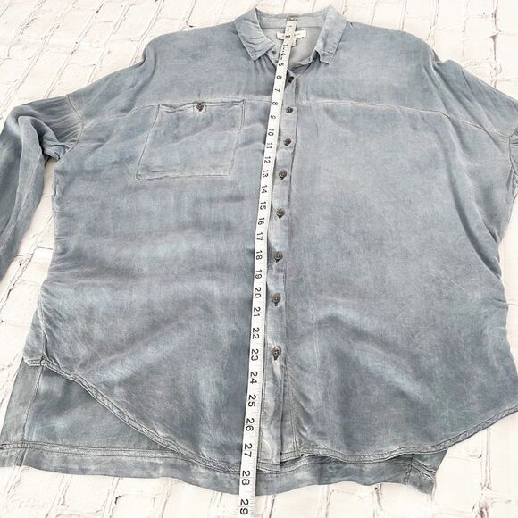 silence + noise Acid Wash Blue Long Dolman Sleeve Button Front Slouchy Top XS - Picture 6 of 10